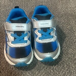 Saucony Kids Sneakers in Blue and Silver
